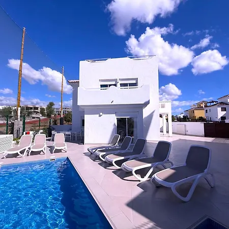 13 - Modern Princess San Miguel de Abona