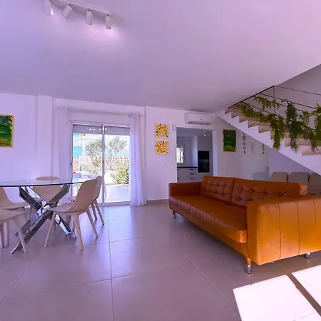 13 - Modern Princess Villa *